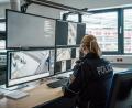 Symbolbild: Bundespolizei
Bei der Suche nach einem Unbekannten, der im Zug eine 14-Jährige sexuell belästigt haben soll, werten die Ermittler auch Videoauzeichnungen aus.