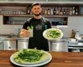 Bild: Portner
Pizza und Cocktail in Grün: Damit bereichert Ardi Iseni im "La Casa im Eisenbarth" Oberviechtachs "Grüne Woch" .