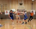 Bild: Dieter Jäschke
Justus Reintjes (Mitte) und die Oberpfälzer Basketballer setzten sich gegen Weiterstadt durch.