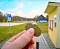 Bild: Florian Miedl/fph
Drei Euro werden für Erwachsene am Eingang des Marktredwitzer Freibads künftig fällig.