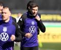 Bild: Federico Gambarini/dpa
Leon Goretzka (rechts) ist wieder zurück im Kreis der Nationalmannschaft.
