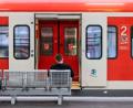 Symbolbild: Tom Weller/dpa
Die Oberpfälzer Regionalverkehrsnetze schneiden im Ranking zur Servicequalität der Bayerischen Eisenbahngesellschaft schlecht ab.