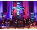 Bild: Wolfgang Steinbacher
Die Gruppe Luz Amoi führte die Passion in neuer Form in der Herz-Jesu-Kirche in Rosenberg auf.