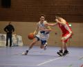 Archivbild: Dieter Jäschke
Marc Deinlein (links, Szene aus einem früheren Spiel) am Ball. Gegen den TG Pfauen Würzburg mussten die Weiden SEC Baskets eine Niederlage einstecken.