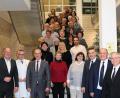 Bild: Klinikum Fichtelgebirge/exb
Dank für Treue und jahrzehntelanges Engagement: Das Klinikum Fichtelgebirge ehrte verdiente Mitarbeiterinnen und Mitarbeiter.