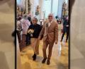 Bild: Irmgard Kummert
Ganz locker - genau so wollten Hildegard Gallitzendörfer und Hans Luber ihre Hochzeit. Nach 29 gemeinsamen Jahren haben sie mit 70 und 75 Jahren jetzt in Hahnbach kirchlich geheiratet.