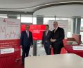 Bild: Sparkasse Oberpfalz Nord 
Eine positive Jahresbilanz für 2024 zieht die Sparkasse Oberpfalz Nord mit (von links) Hans-Jörg Schön, Vorsitzender des Vorstandes, Johannes Schöner, stv. Mitglied des Vorstandes, und Jens Michael Heine, Mitglied des Vorstandes.