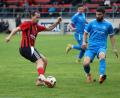 Archivbild: Dieter Jäschke
Angreifer David Bezdicka (links) wird auch in der kommenden Saison für den SC Luhe-Wildenau auflaufen.