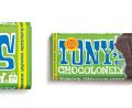 Bild: Tony&#039;s Chocolonely
Tony's Chocolonely ruft bestimmte Chargen seiner Zartbitter-Mandel Meersalz-Tafelschokolade zurück. Verbraucher:innen sollten vor dem Genuss Chargennummern überprüfen. Alle anderen Produkte von Tony's Chocolonely sind weiterhin unbedenklich.