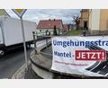 Bild: Gabi Schönberger
Die Bürgerinitiative setzt sich seit Oktober 2024 für den Bau der Umgehungsstraße in Mantel ein.