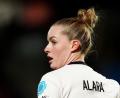 Bild: Andrew Milligan/PA Wire/dpa
Nur noch den Vornamen auf dem Trikot: Alara Şehitler