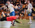 Bild: Guenter Uschold
Jannik Uschold (rotes Trikot) lief in Wackersdorf das letzte Mal im Trikot des HV Oberviechtach auf.