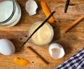 Bild: knz
Ein bisschen Milch, ein paar Gewürze und ein ganzer Haufen Handarbeit gehören in den selbstgemachten Eierlikör.