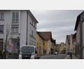 Bild: bnr
Die Parksituation in der Hauptstraße soll sich künftig durch entsprechende Markierungssysteme verbessern. Über die genaue Art der Markierung entscheidet der Bauausschuss.