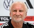 Bild: Federico Gambarini/dpa
Rudi Völler bleibt bis 2028 DFB-Sportdirektor.