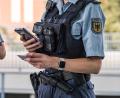 Bild: Jacob Maibaum/Bundespolizei
Personenkontrolle am Bahnhof: Die Bundespolizei ermittelt nach einer Schlägerei in Neukirchen bei Sulzbach-Rosenberg.