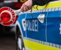 Symbolbild: Jan Woitas/dpa
Einen 51-Jährigen unter Drogeneinfluss zog die Polizei am Montag bei Bärnau aus dem Verkehr.