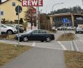 Bild: Stephan Huber
Das wird keine einfach Baustelle: Der Geh- und Radweg an der Vilstalstraße in Kümmersbruck muss ab April mehrere Wochen gesperrt werden, weil hier die Wasserleitung erneuert wird.