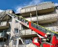 Bild: Gabi Schönberger
Im Weidener Stadtteil Hammerweg hat ein fünfstöckiges Mehrfamilienhaus gebrannt.