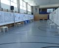 Bild: rn
In der Turnhalle stellen die Teilnehmer am Realisierungswettbewerb "Erweiterung Markus-Gottwalt-Schule" an 18 Schautafeln ihre Gestaltungsverschläge vor.
