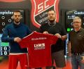 Bild: otr
Mit den Neuzugängen Manuel Weiß (links) und Marcus Gevatter (Mitte) will SC-Mannschaftsführer Michael Grünwald den Aufstieg in die 1. Kegler-Bundesliga in Angriff nehmen.