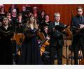 Bild: Petra Hartl
Beim Konzert des Amberger Oratorienchors am Karfreitag im ACC überzeugten die Solisten (von links), Santa Karnite (Sopran), Katharina Heiligtag (Alt), Victor Schiering (Tenor) und Wiard Witholt (Bass).