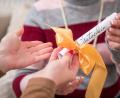 Bild: Christin Klose/dpa-tmn
Geschenkgutscheine sind ein beliebtes Präsent.