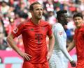 Bild: Peter Kneffel/dpa
Harry Kane sah gegen Mainz die Gelbe Karte und muss nun in Leipzig zuschauen.