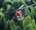 Symbolbild: ads
Einsatzkräfte der Bergwacht flogen mit einem Hubschrauber zur Unglücksstelle bei Wunsiedel.