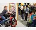 Bild: Hirsch
Schon einmal Probesitzen darf der angehende Motorradfan bei der Schwarzachtalmesse in Neunburg vorm Wald.