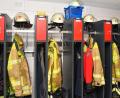 Bild: Petra Hartl
Endlich haben die Feuerwehrleute in der Amberger Wache neue, moderne Umkleiden, die auch die saubere Trennung von privater und verschmutzter Einsatzkleidung erlauben.