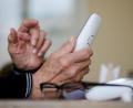 Symbolbild: Roland Weihrauch/dpa
Ein 77-jähriger Wernberg-Köblitzer hat durch einen Telefonbetrüger einen mittleren fünfstelligen Geldbetrag verloren.