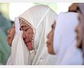 Bild: Reza Saifullah/AP/dpa
In Banda Aceh trauerten zahlreiche Menschen um die Toten der Katastrophe vor 20 Jahren.