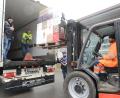 Bild: bey
Die Hilfsbereitschaft der Bürger aus Pleystein ist groß. So setzt sich am zweiten Weihnachtsfeiertag ein Lastwagen mit Paketen für hilfsbedürftige Menschen in Rumänien in Bewegung.