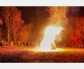 Archivbild: bsc
Bereits zum elften Mal soll heuer das Bergfeuer (das Bild entstand 2019) in Friedenfels lodern. Das vom Team Tourismus der Gemeinde Friedenfels veranstaltete Outdoor-Event lockte in den vergangenen Jahren je nach Wetterlage bis zu 500 Besucher an.