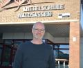 Bild: jr
Förderlehrer Michael Mickisch rettete im April 2023 durch seinen beherzten Einsatz einem Schüler das Leben, als dieser plötzlich kollabierte.