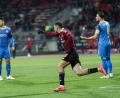 Bild: Daniel Löb
Stefanos Tzimas vom 1.FC Nürnberg (Mitte) bejubelt sein entscheidendes Tor gegen Eintracht Braunschweig.