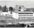 Bild: exb/Archiv Stadt Vohenstrauß
Warum die Adresse der Pfalzgraf-Friedrich-Mittelschule "Hinter'm Schloss" heißt, wird auf dem Bild schnell klar.