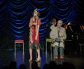 Bild: Wolfgang Steinbacher
"Prost, Onkel Erich!", hieß es in Amberger Stadttheater, wo Walter Sittler und seine Tochter Lea-Marie das Publikum mit einer Hommage auf Erich Kästner verwöhnten.