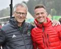 Bild: Hubert Ziegler
Vater und Sohn Haller: Willi Haller (links), Co-Trainer der Ammerthaler, und Dominik Haller (rechts), Spieler der DJK Gebenbach, zuletzt bei der Bayernligapartie der Ammerthaler gegen Kornburg.
