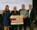 Bild: Motor Nützel/exb
Spendenübergabe an Forum Falkenberg: Im Bild von links Yvonne Bauer (Motor Nützel), Herbert Bauer und Hermann Weiß (beide Forum Falkenberg) sowie Günther Zintl (Motor Nützel).