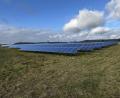 Bild: mgo
Der zwischen Rothenstadt und Etzenricht gelegene „Sonnenpark“ soll erheblich erweitert werden. Zwei zusätzlich geplante Batterie-Speicher stoßen auf Bedenken des Etzenrichter Gemeinderats, vor allem wegen des Lärmschutzes.