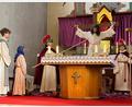 Bild: Christine Klöble/exb
Ein ergreifendes Passionsspiel zeigten die Friedenfelser Ministranten. Hier die Szene Jesus am Kreuz (dargestellt von Philipp Rohrer).