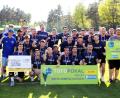 Bild: war
Der SV Etzenricht feiert den Toto-Pokal-Sieg im Kreis Amberg/Weiden.