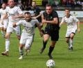 Archivbild: Dieter Jäschke
Auch auf die Treffsicherheit von Goalgetter Sandro Hösl (schwarzes Trikot) wird es ankommen, ob der TSV Erbendorf Tabellenplatz zwei in der Kreisliga Nord in den letzten beiden Saisonspielen verteidigen kann.