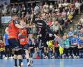 Bild: Daniel Marr/Sportfoto Zink
Antonio Metzner (am Ball) ist in dieser Szene nicht zu stoppen. Der HC Erlangen feierte gegen die Rhein-Neckar Löwen einen 34:25-Erfolg.