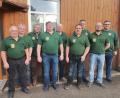 Bild: amö
Die Vorstandschaft plant den Festablauf. Im Bild von links Andreas Mösbauer, Johann Mösbauer, Hans Hutzler, Markus Fichtinger, Eduard Götz, Andreas Höcherl, Martin Baumer, Marco Kahler und Georg Baumer.