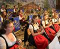 Bild: kro
Von Beginn an spielte die Stadtkapelle Kemnath bei „ihrem“ Starkbierfest zünftig auf.