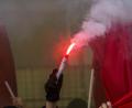 Bild: Andreas Arnold/dpa
Der Bayerische Fußball-Verband bestrafte den Regionalligisten Würzburger Kickers wegen des Einsatzes von Pyrotechnik im Fanblock.