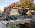 Bild: wro
Wegen des Neubaus der Netzbachbrücke in Falkenberg ist die Schönfichter Straße seit dieser Woche gesperrt.